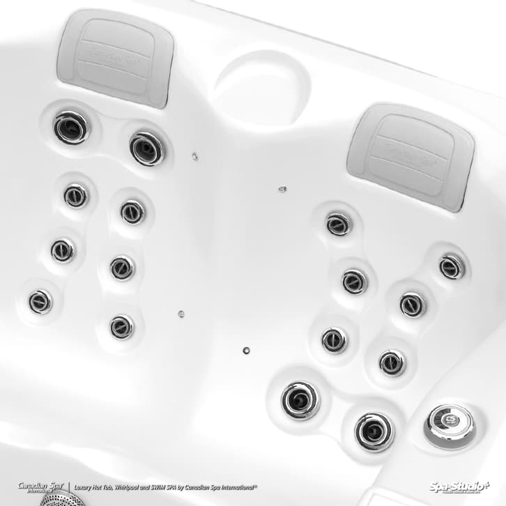 Wanna SPA Clawn 2by4 Canadian Spa — leżanka z dyszami wzdłuż kręgosłupa