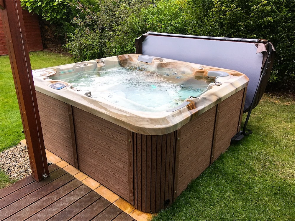 Realizacja wanny SPA Canadian Spa — 10