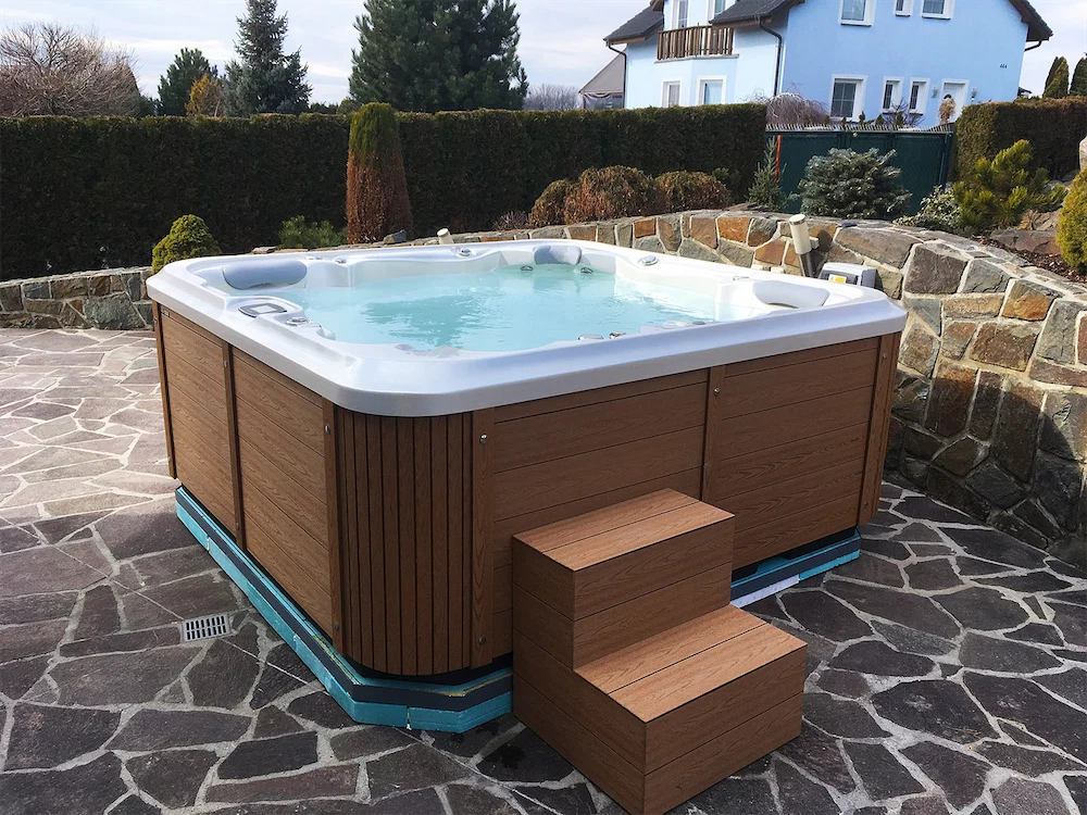 Realizacja wanny SPA Canadian Spa — 21