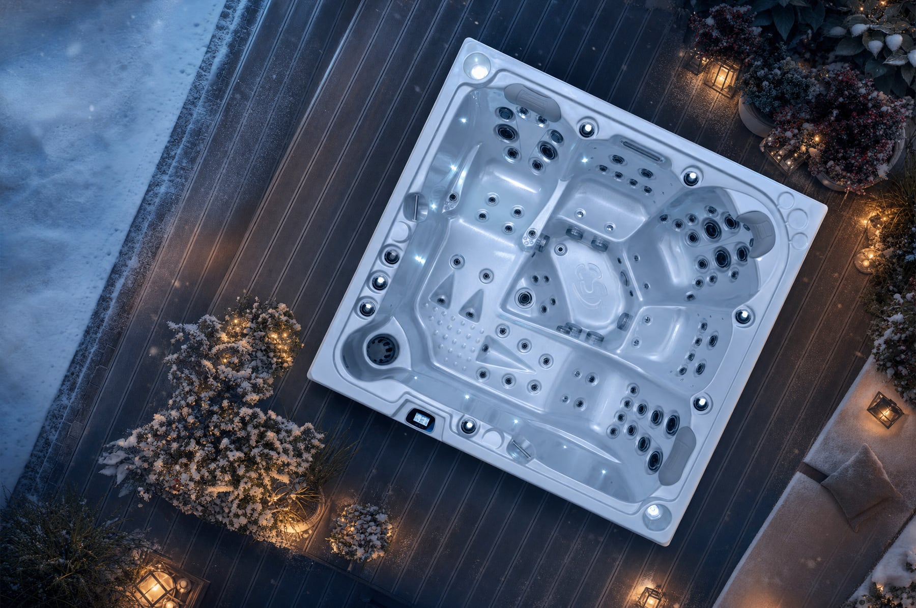 Wanna SPA Delphina Vector Canadian Spa zimą — śnieg wokół i para nad wodą
