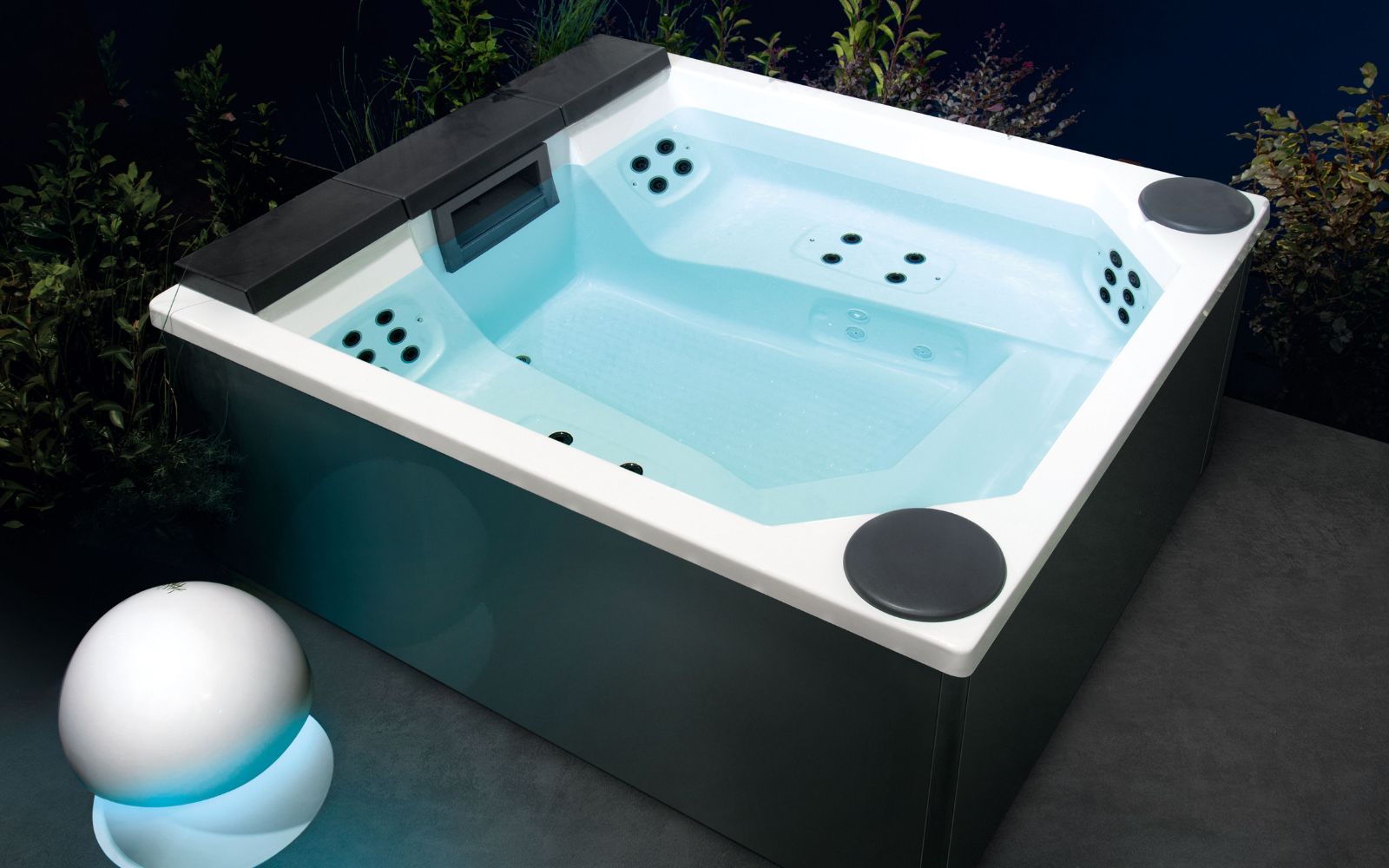 Wanna SPA Quarz Light 235 — Treesse