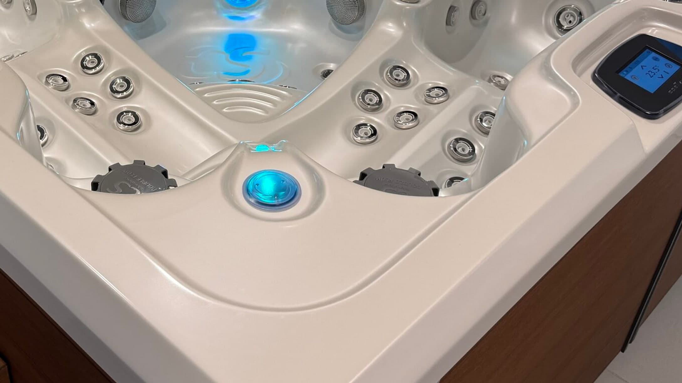 Filtr do jacuzzi — jak dobrać wkład i ile kosztuje