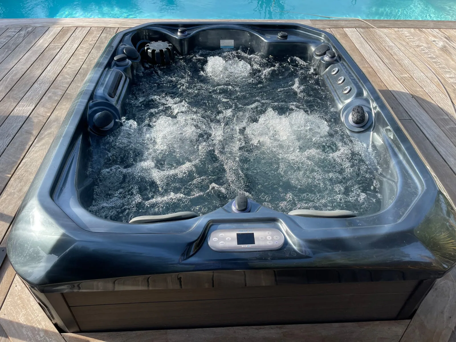 Wanna SPA Tahiti — Vendom